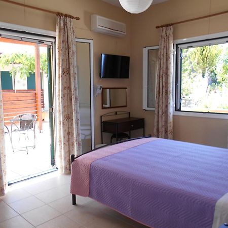 Zephyros Rooms And Apartments Drymon Dış mekan fotoğraf