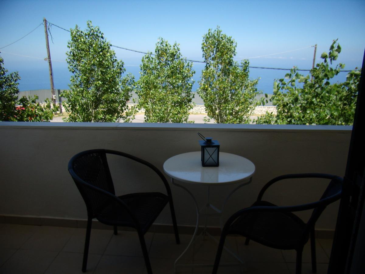 Zephyros Rooms And Apartments Drymon Dış mekan fotoğraf