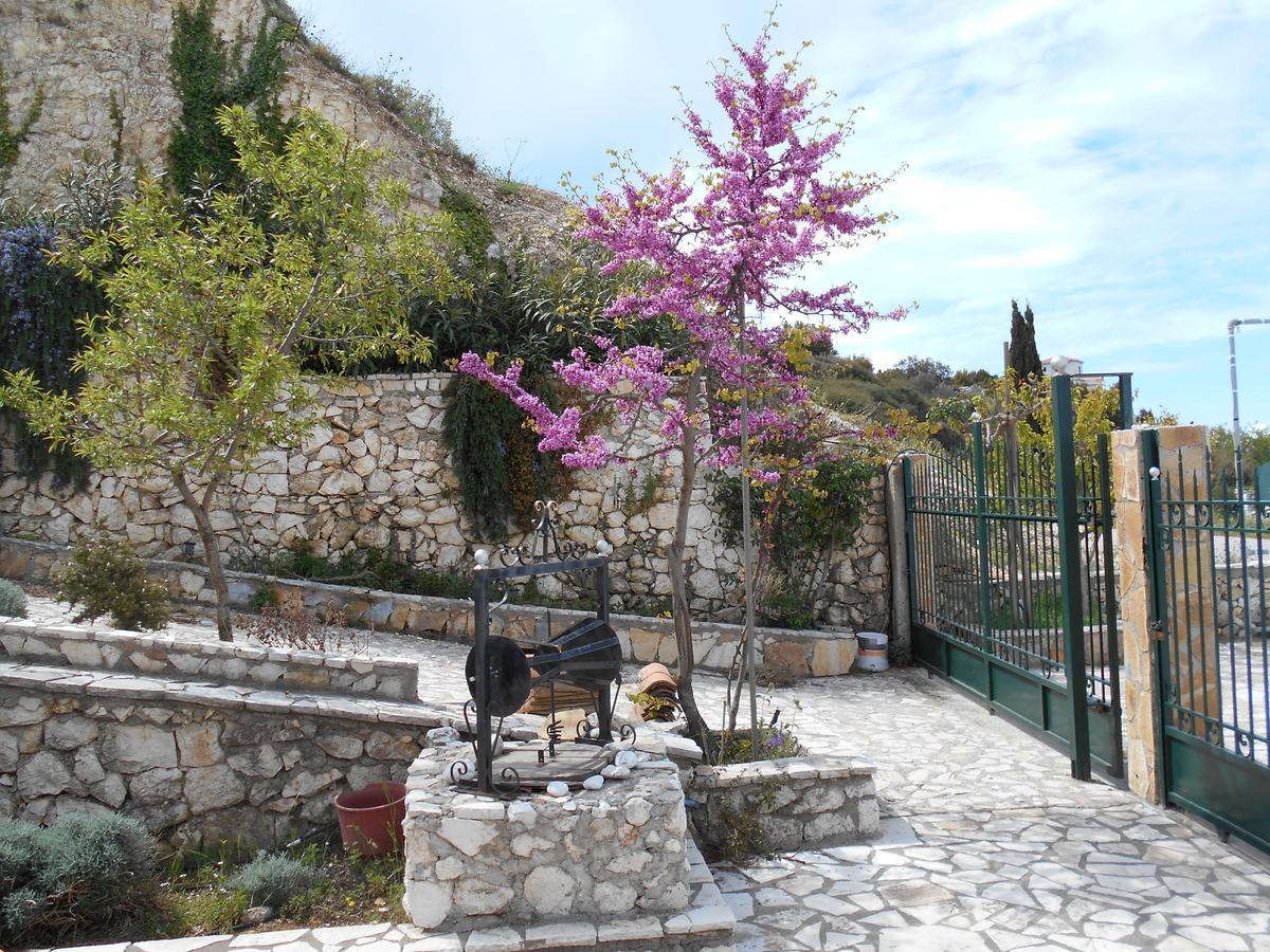Zephyros Rooms And Apartments Drymon Dış mekan fotoğraf