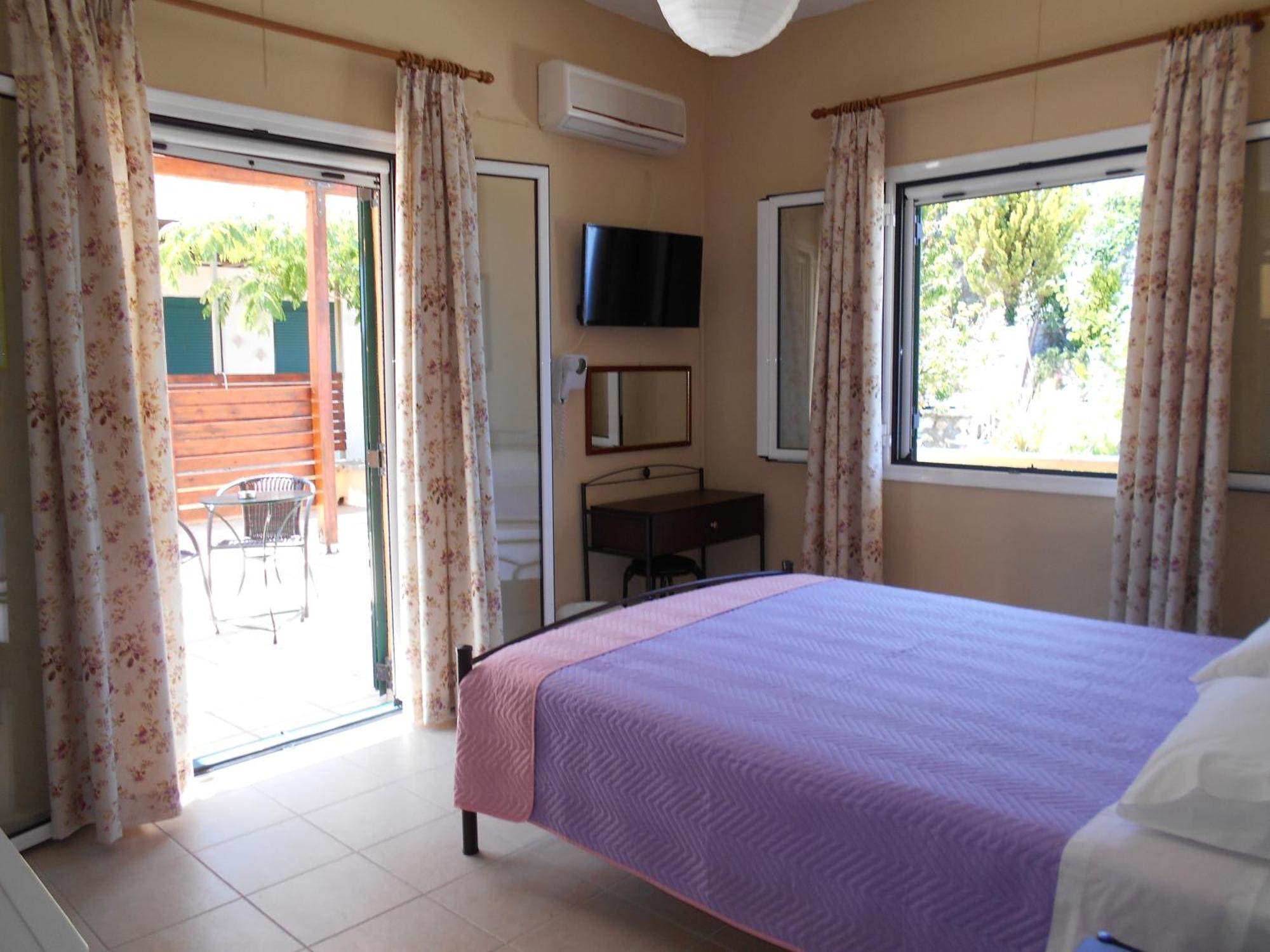 Zephyros Rooms And Apartments Drymon Dış mekan fotoğraf